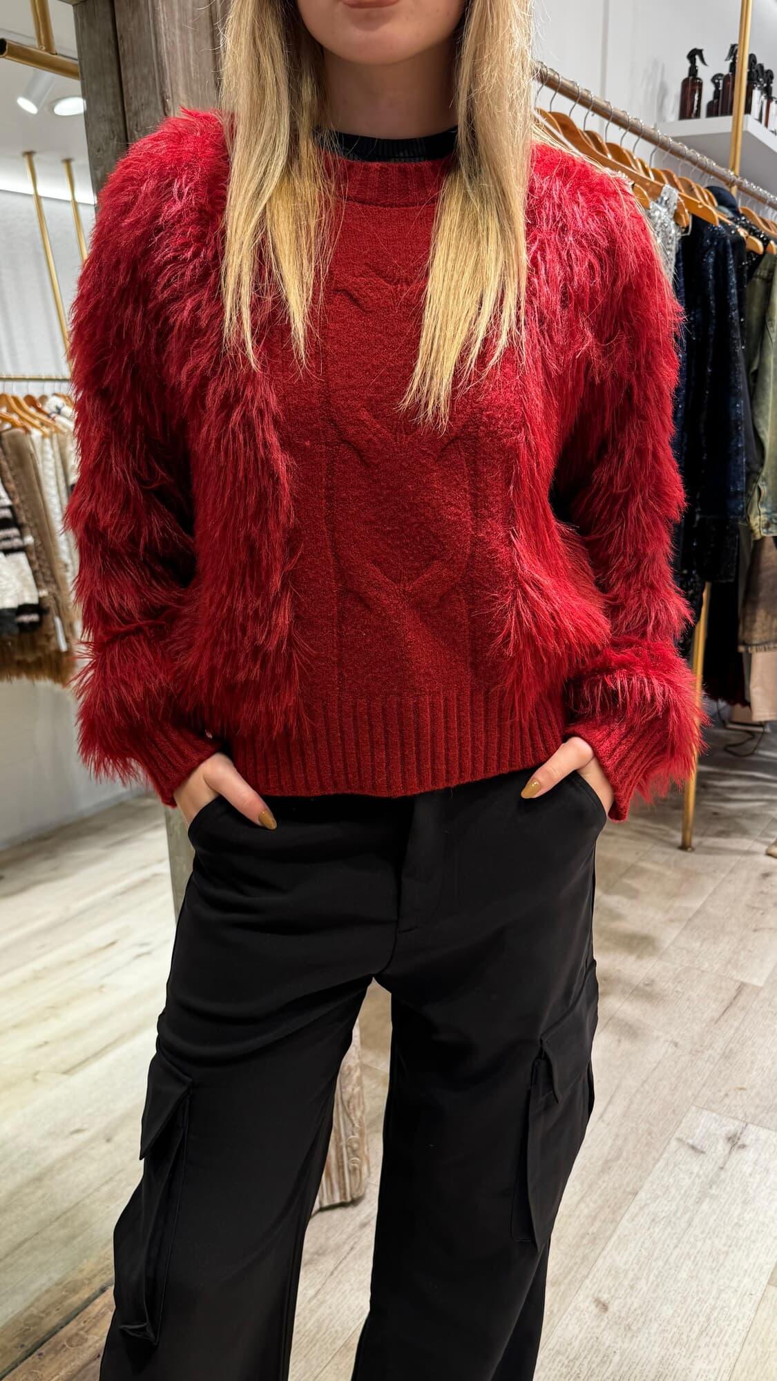 SWEATER LOVE