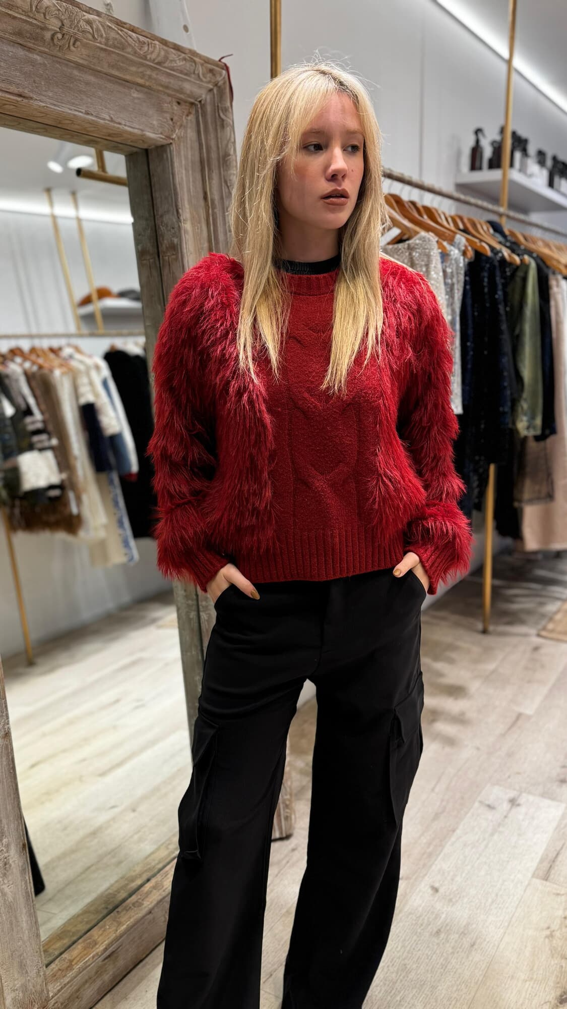 SWEATER LOVE